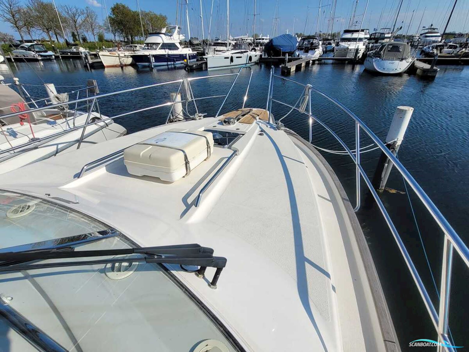 Nimbus 380 Commander