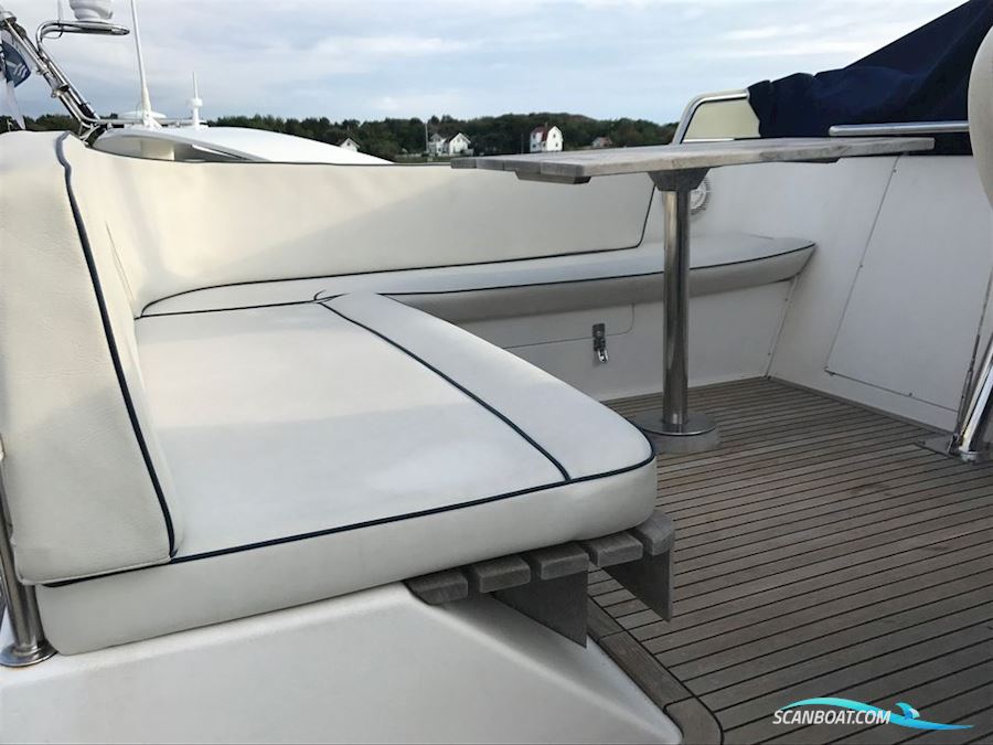 Nimbus 380 Commander