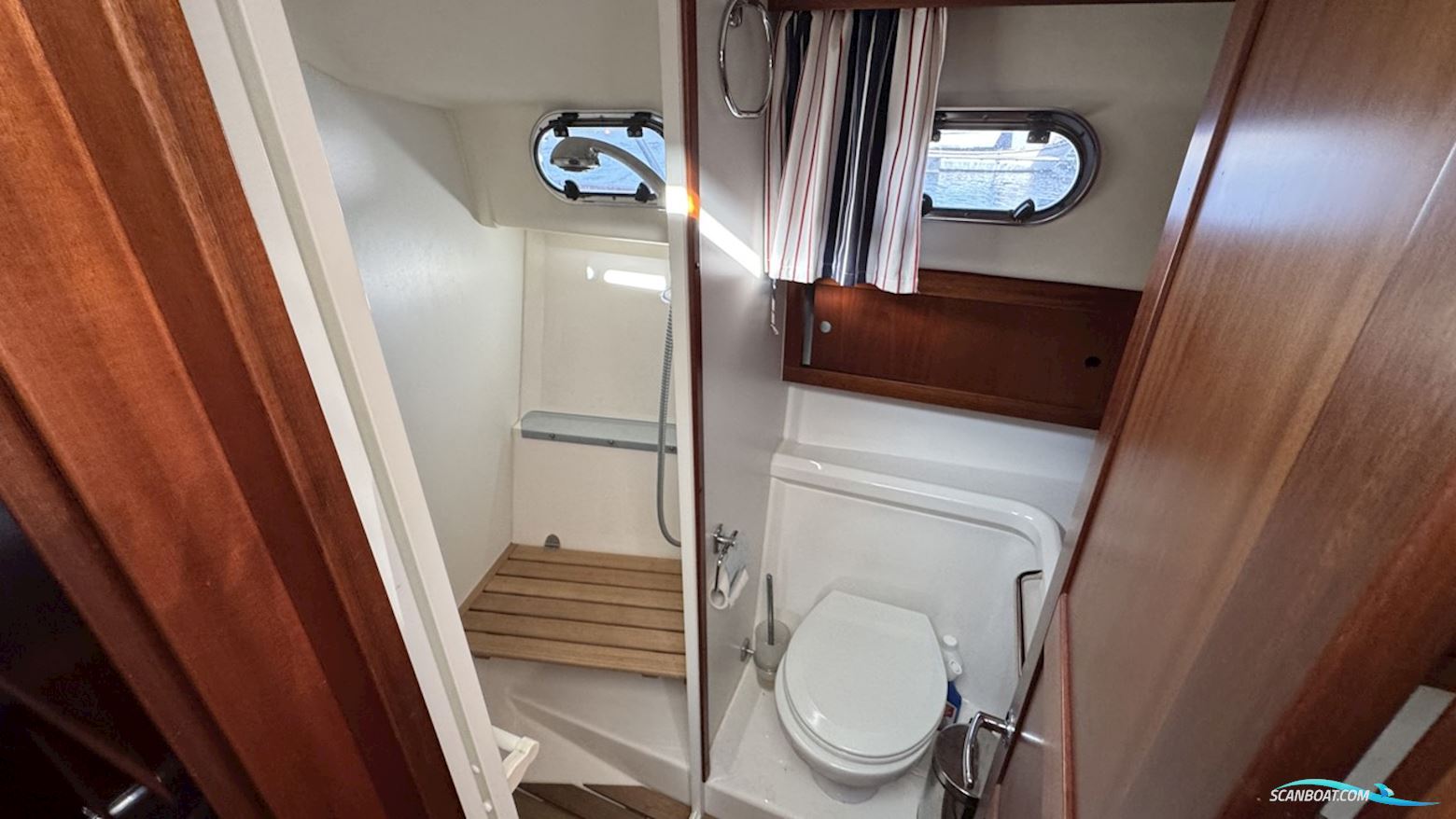 Nimbus 380 Commander