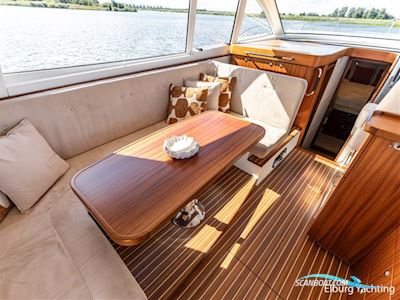 Nimbus 405 Flybridge Motorbåd 2017, Holland
