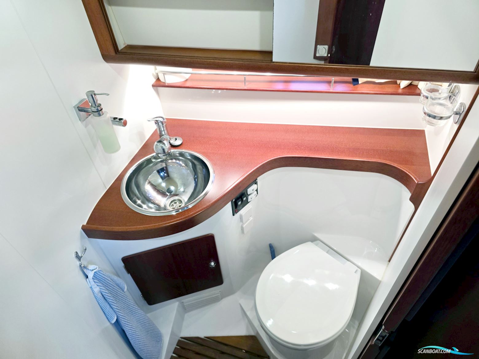 Nimbus 42 Nova 2009 Volvo Penta D6-370 EVC