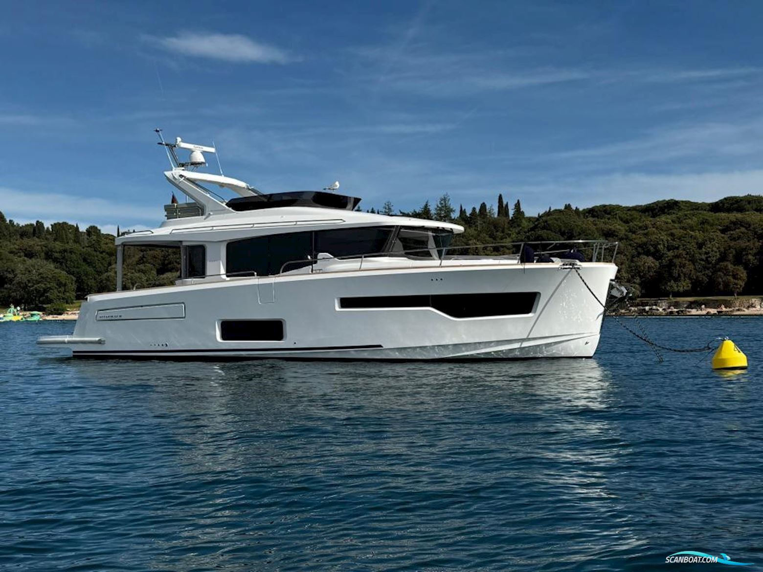 Nimbus 495 Flybridge Motorbåd 2025, med Volvo Penta IPS650 motor, Slovakiet