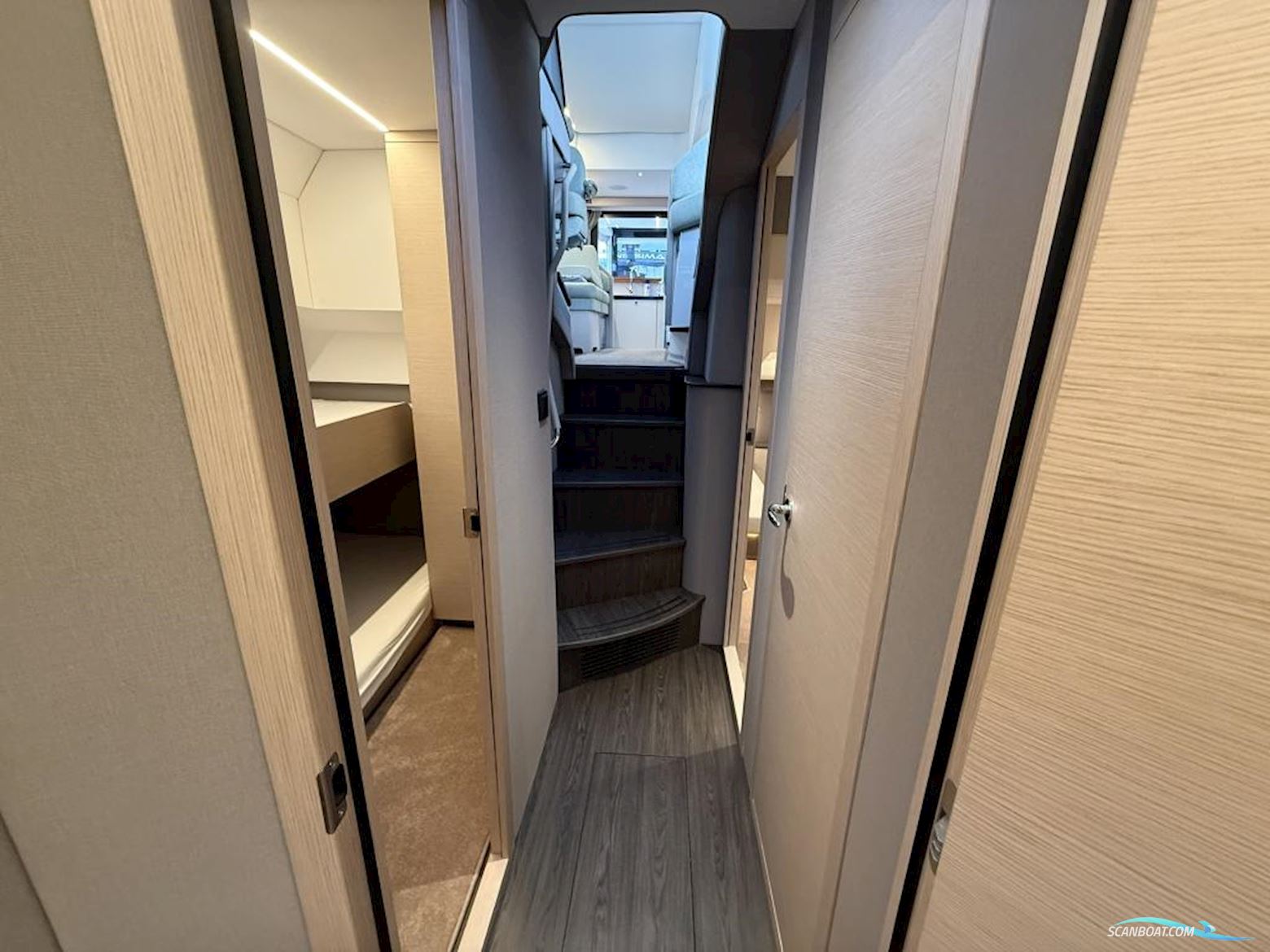 Nimbus 495 Flybridge