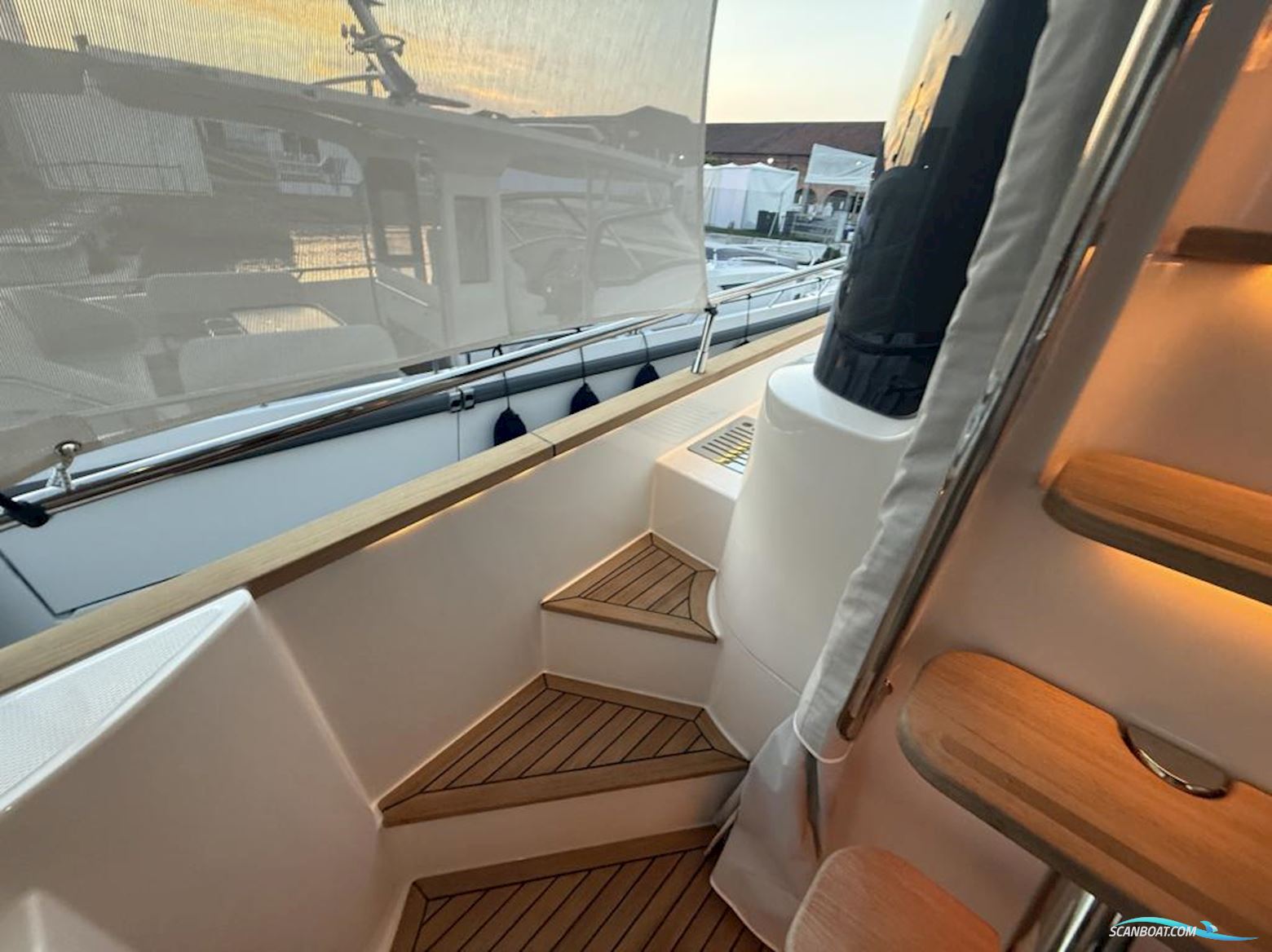 Nimbus 495 Flybridge