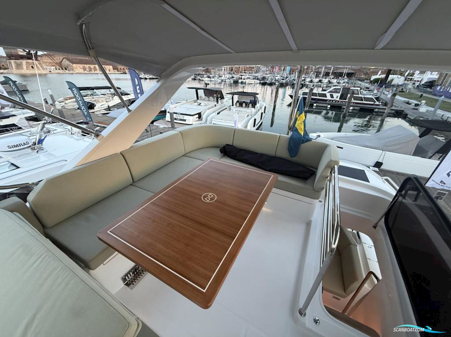 Nimbus 495 Flybridge