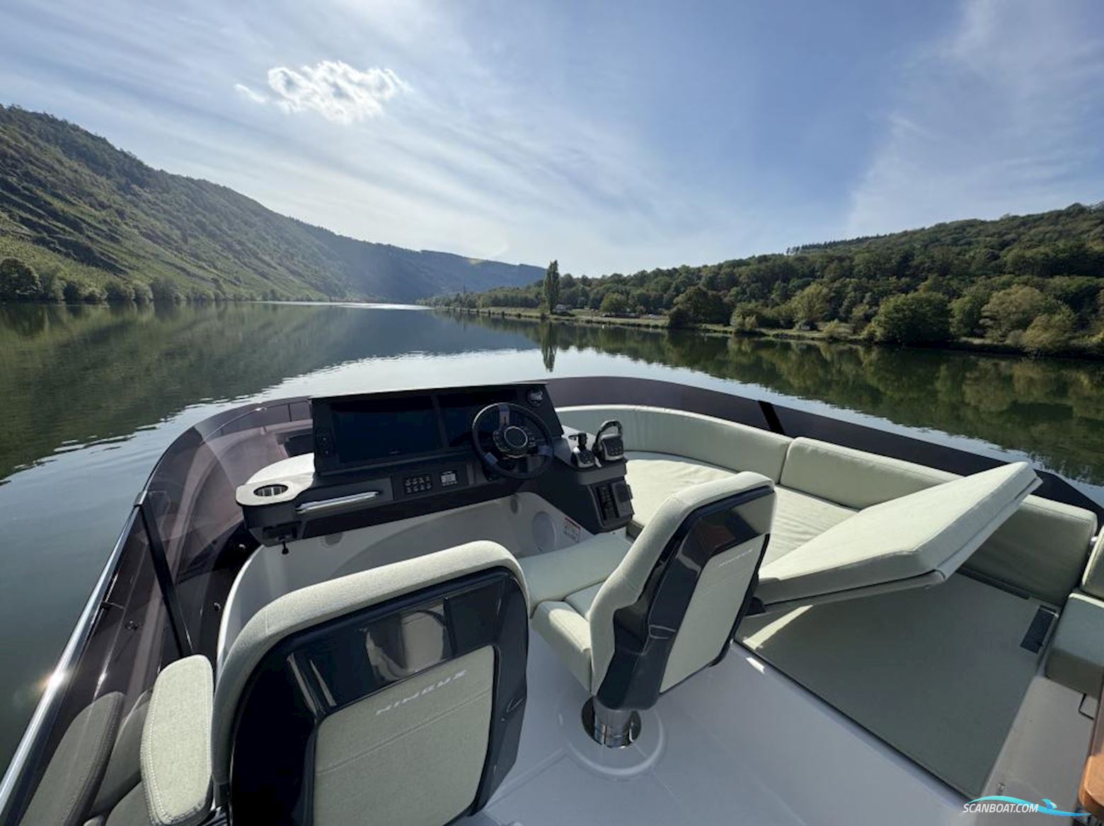 Nimbus 495 Flybridge