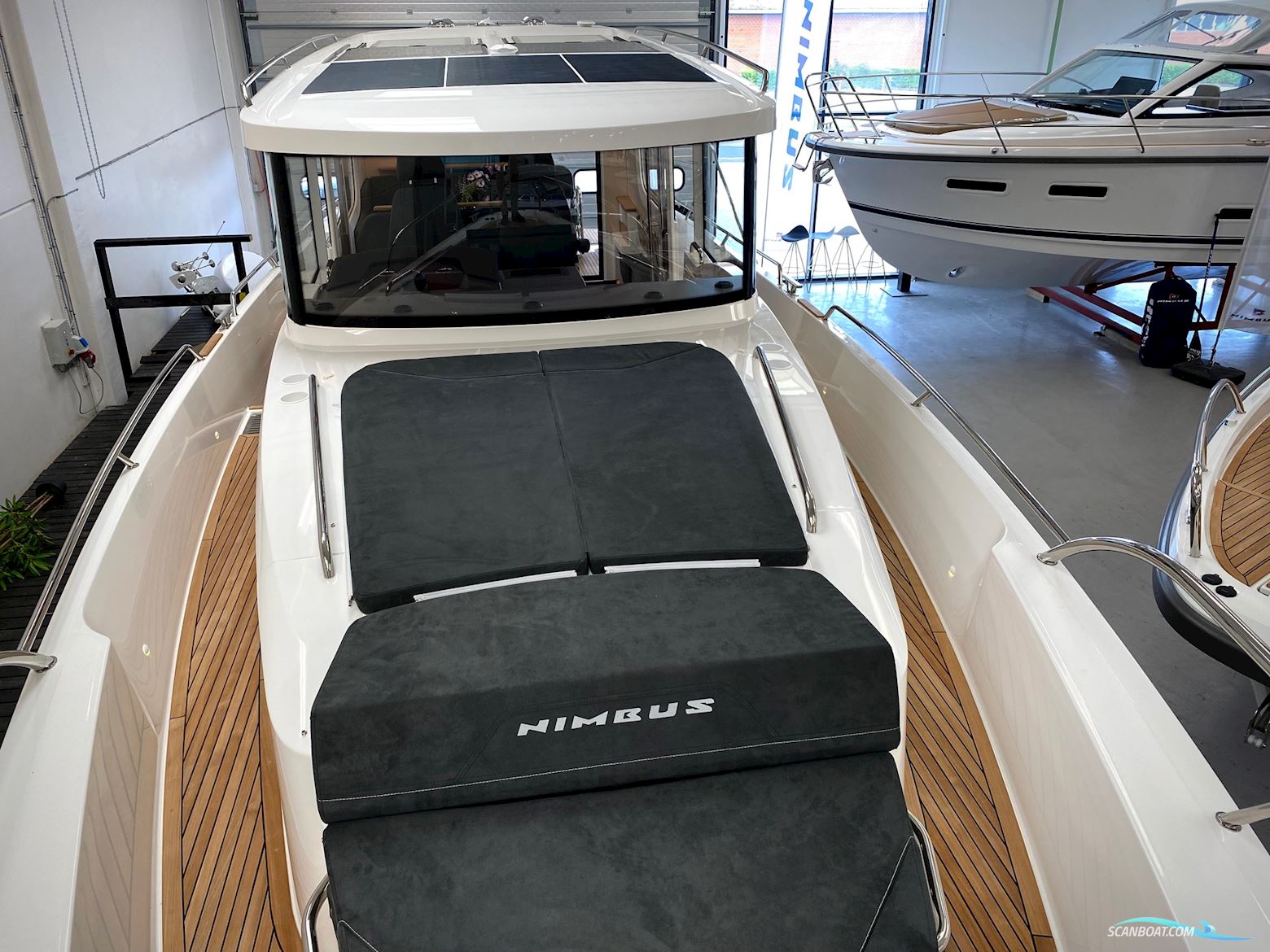 Nimbus C11