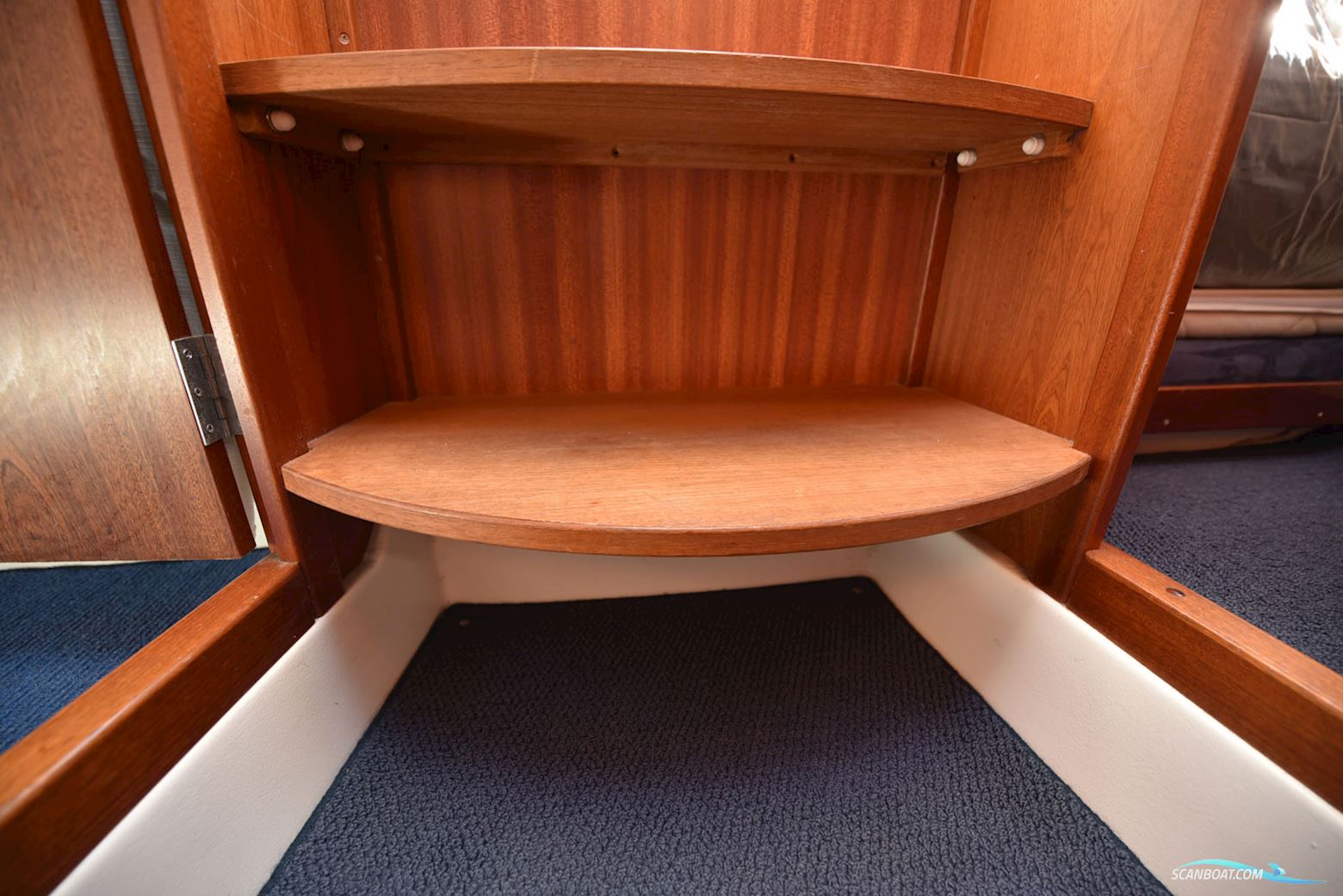 Nimbus Nimbus 320 Coupé