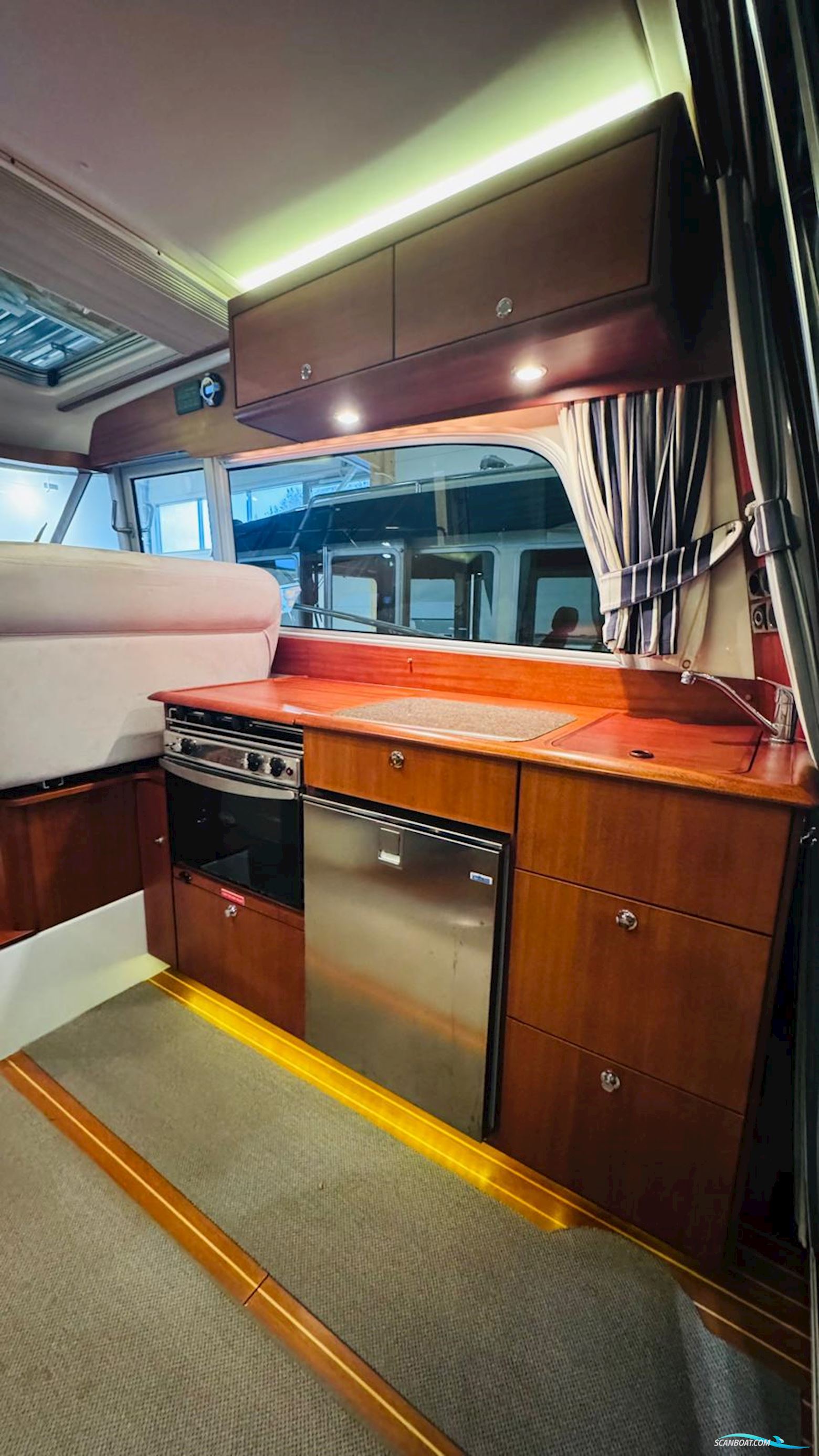 Nimbus Nova 43