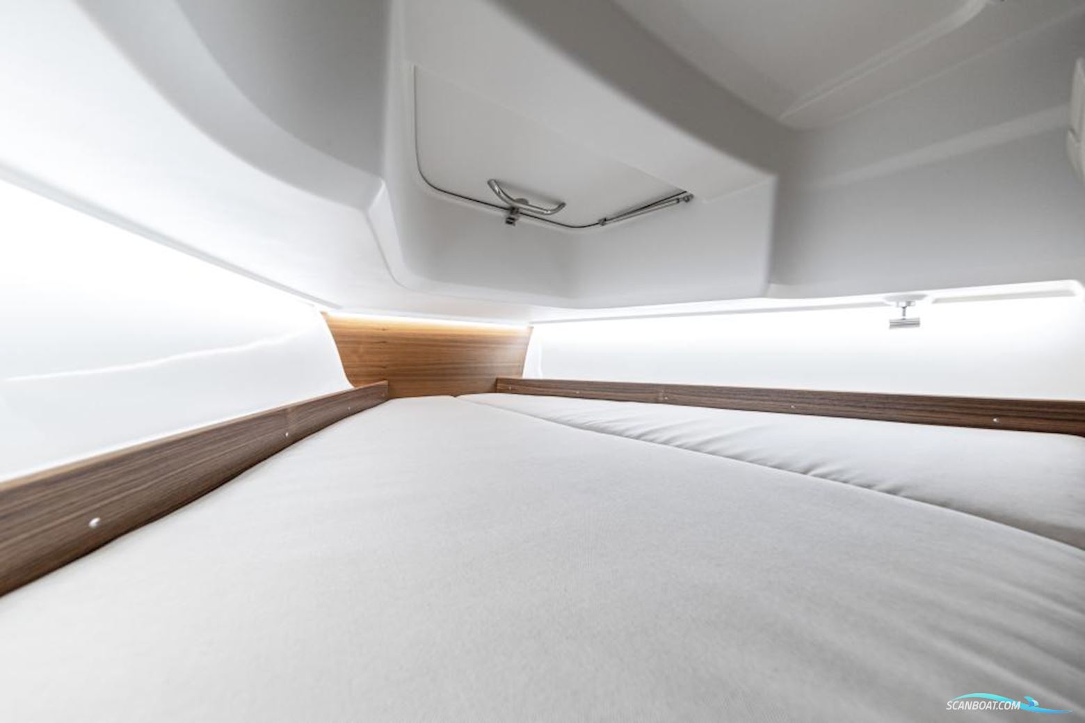 NIMBUS Sport Tender 26