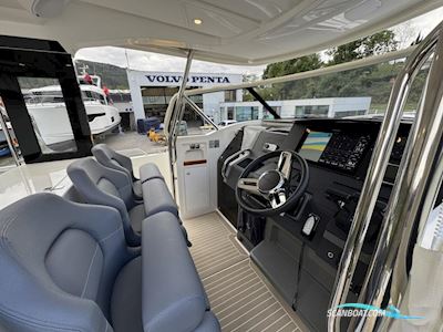 Nimbus T11 Motorbåd 2021, med Cox motor, Frankrig