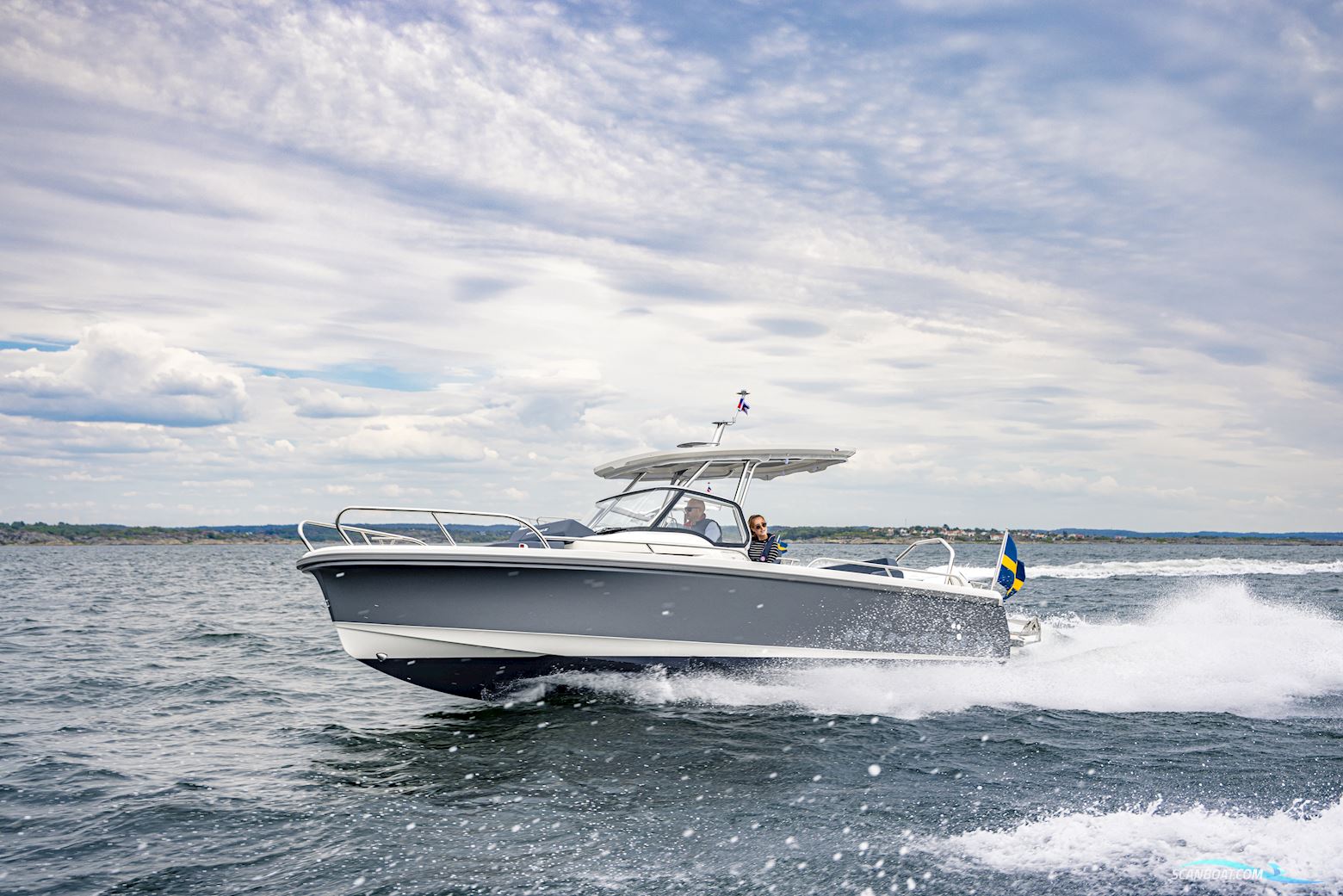 Nimbus T8 Motorbåd 2024, med Mercury V8-300 hk motor, Sverige