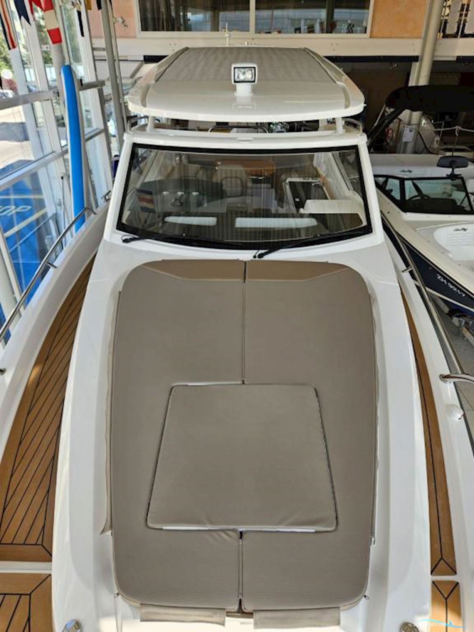 Nimbus W9 - reserviert