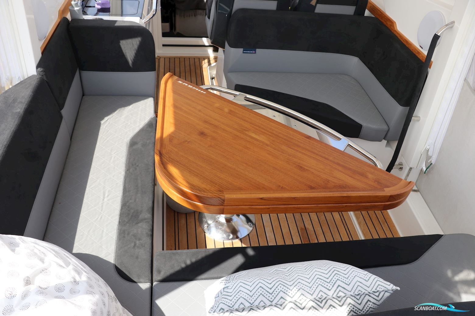 Nimbus Weekender 9 T-Top X Edition