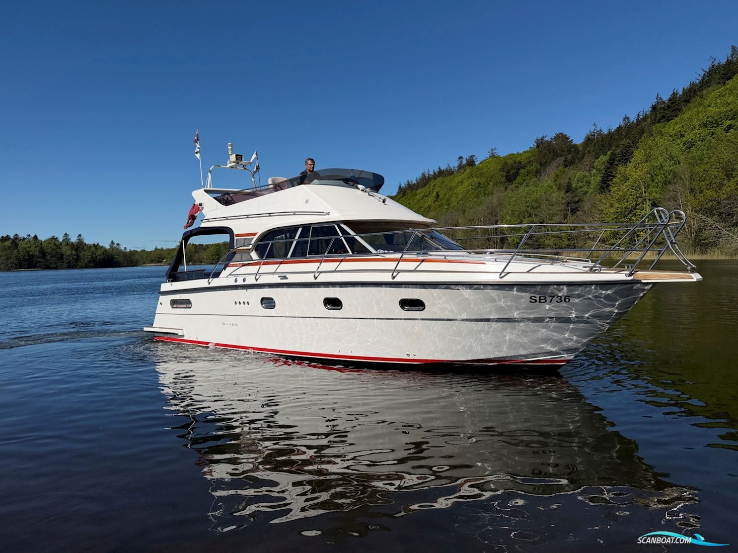 Nord West 355 Flybridge - C Motorbåd 2001, med Volvo Penat Kad44P-Edc motor, Danmark