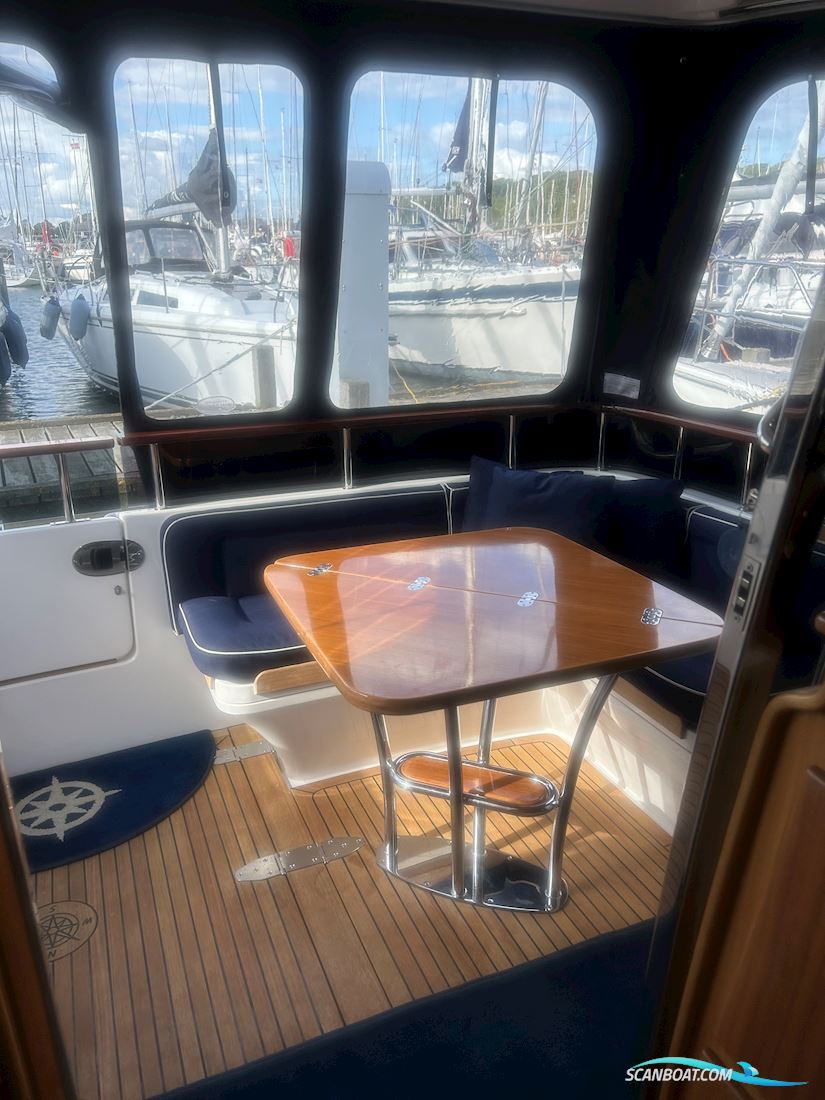 Nord West 370 Flybridge IPS 400