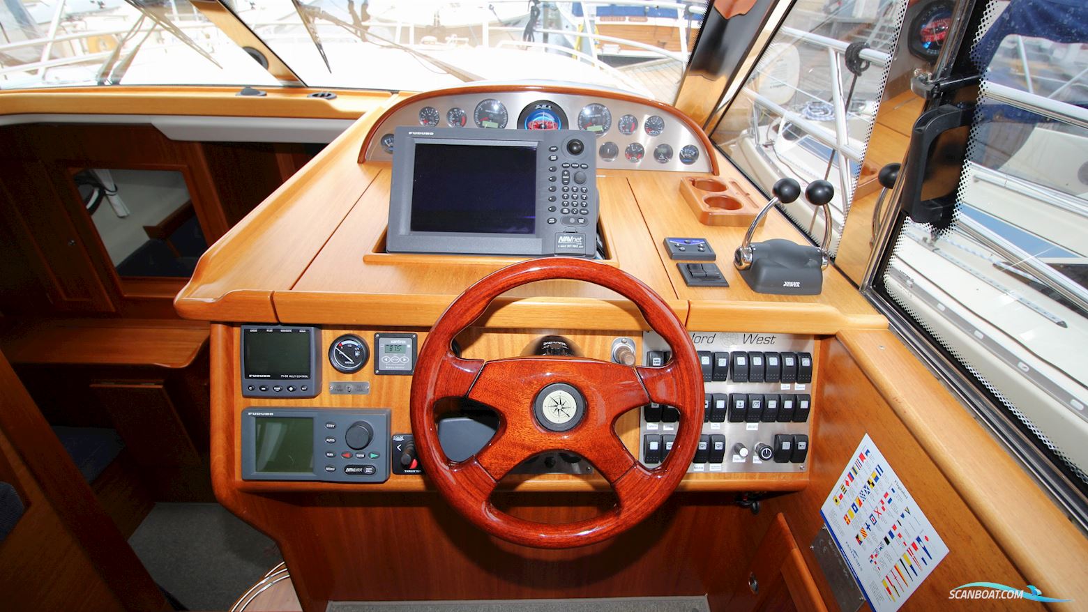 Nord West 390 Flybridge 