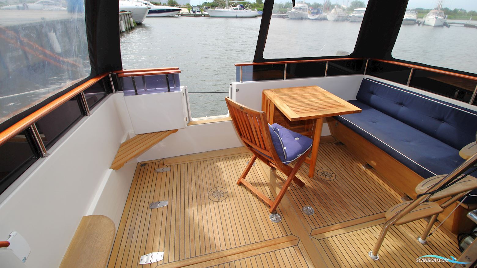 Nord West 390 Flybridge 