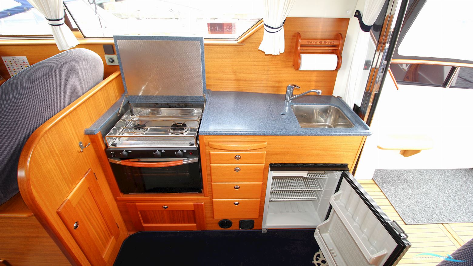 Nord West 390 Flybridge