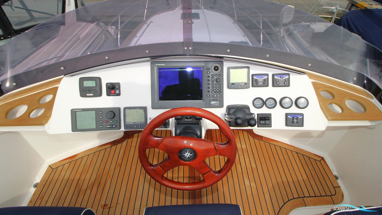 Nord West 390 Flybridge