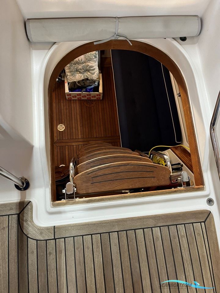 Nord West 390 Flybridge