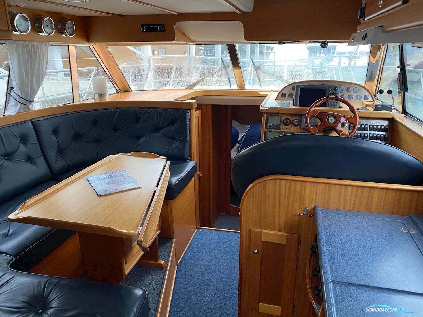 Nord West 390 Flybridge