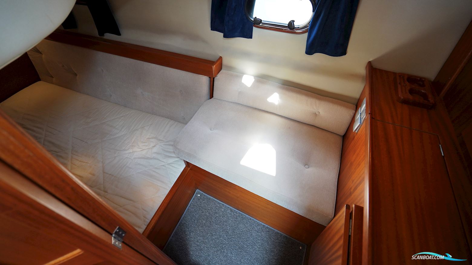 Nord West 390 Flybridge