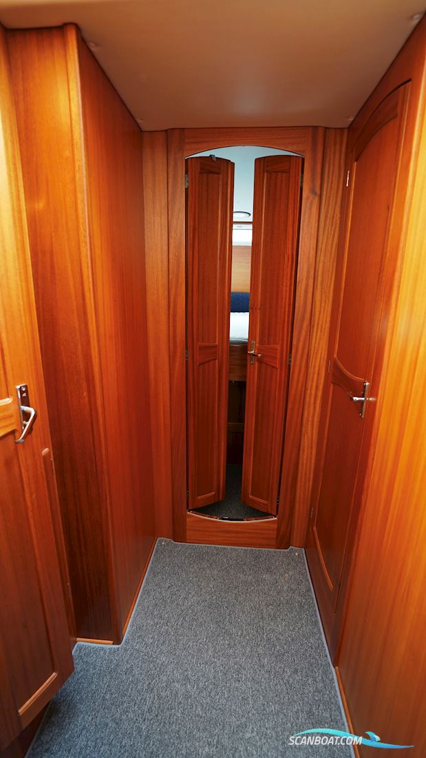 Nord West 390 Flybridge