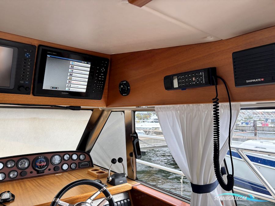 Nord West 390 Flybridge