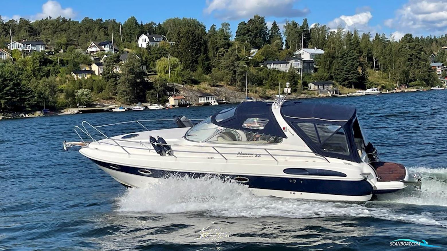 Nordic Oceancraft 33 DC Motorbåd 2006, med  Mercruiser Cummins 4.2L 320hk, Duoprop motor, Sverige