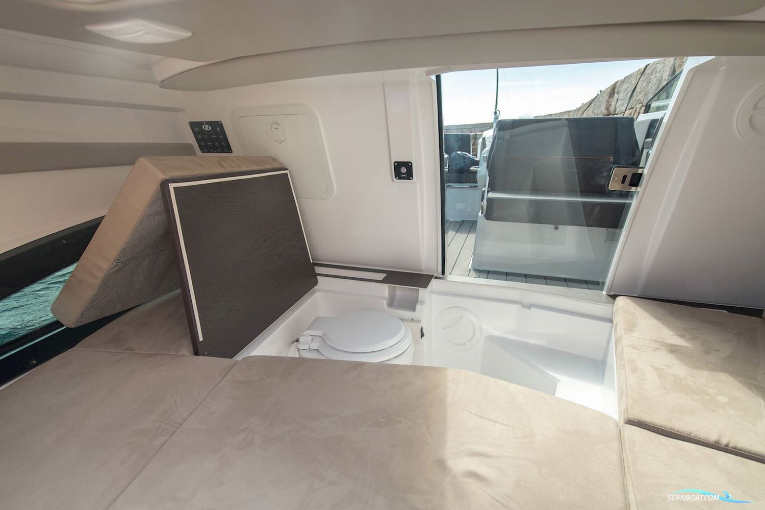 Nordkapp Noblesse 720 - 250 HK Yamaha/Udstyr