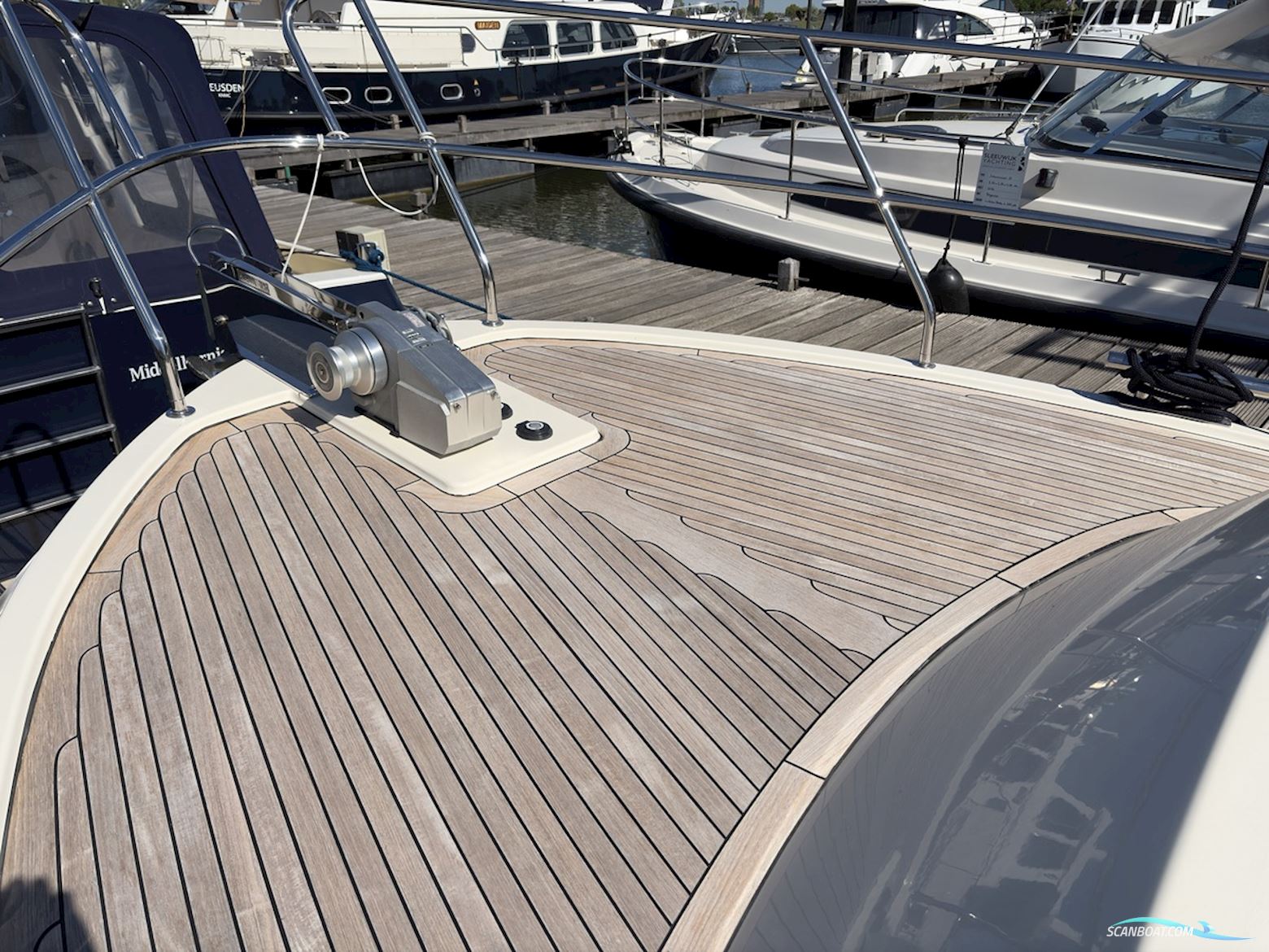 North-Line 37 Wheelhouse