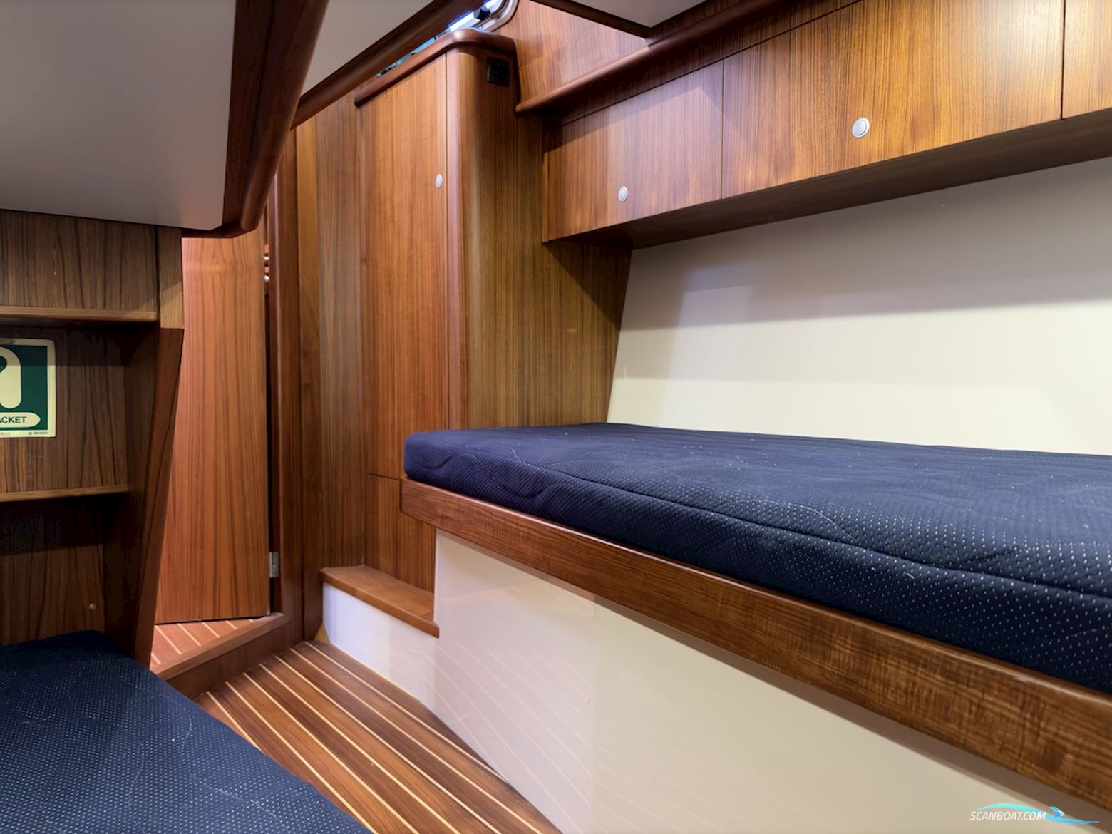 North-Line 37 Wheelhouse