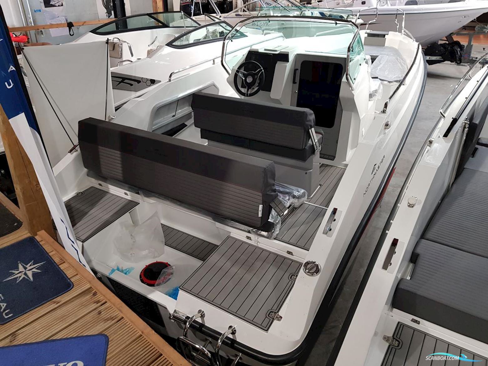 NorthMaster 645 Open