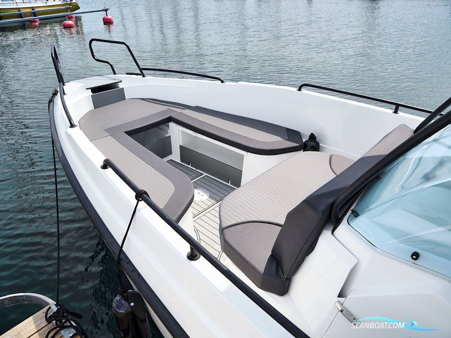 Northmaster 645 T-Top