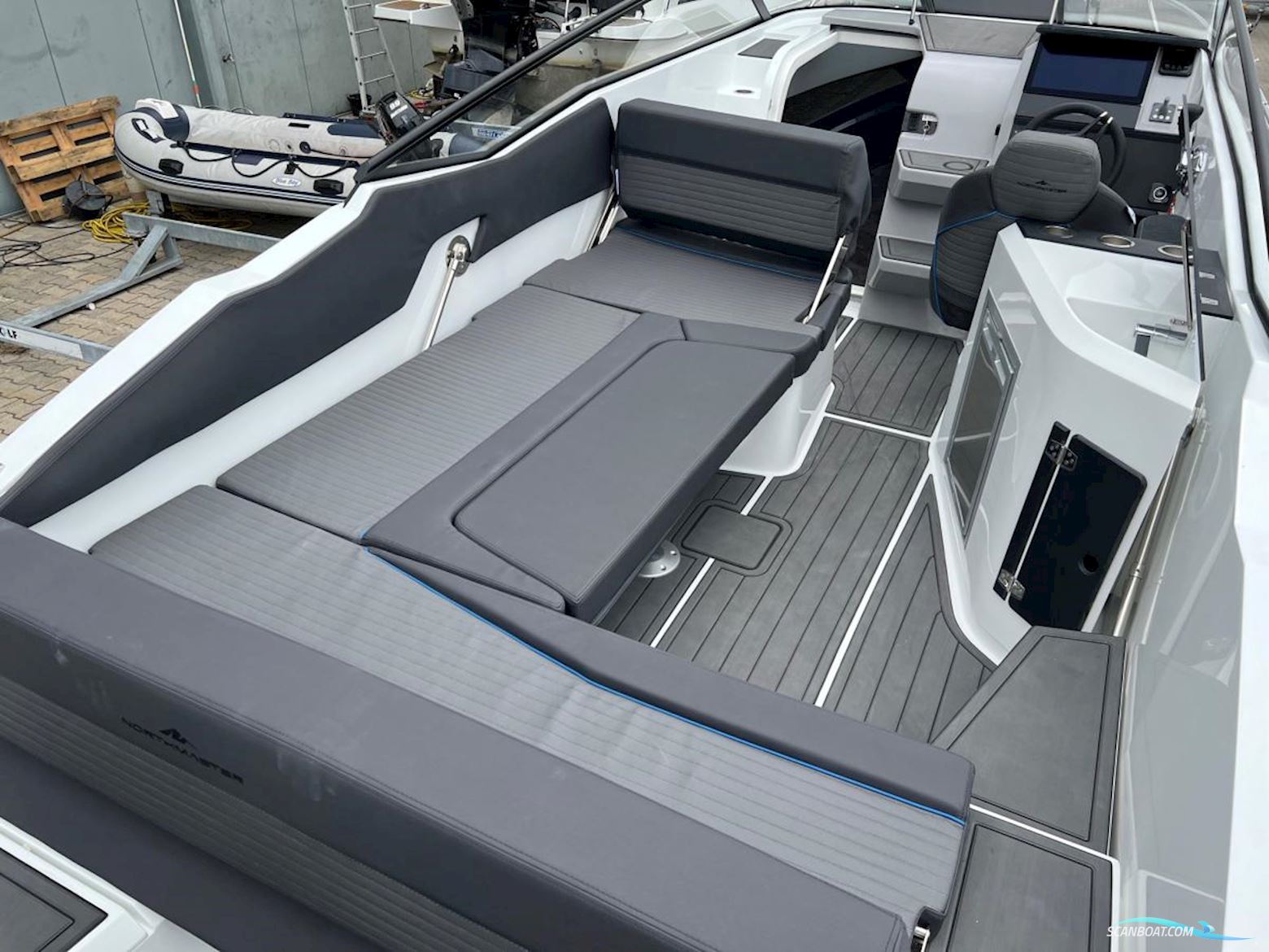 NorthMaster 760 Cruiser. Dit schip is aanwezig op de Suzuki stand van hiswa te water 2026.