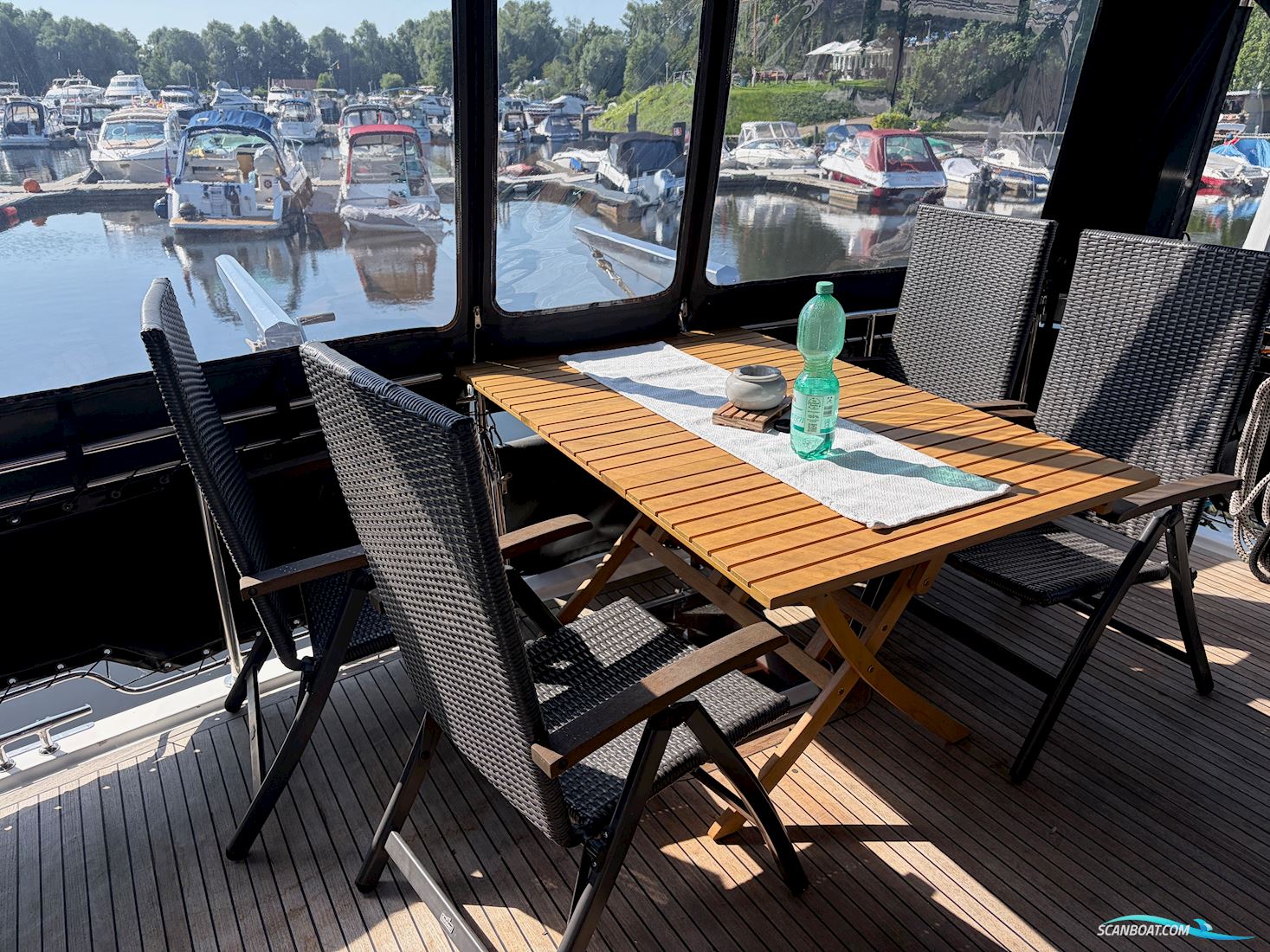 Ocean Alexander 39