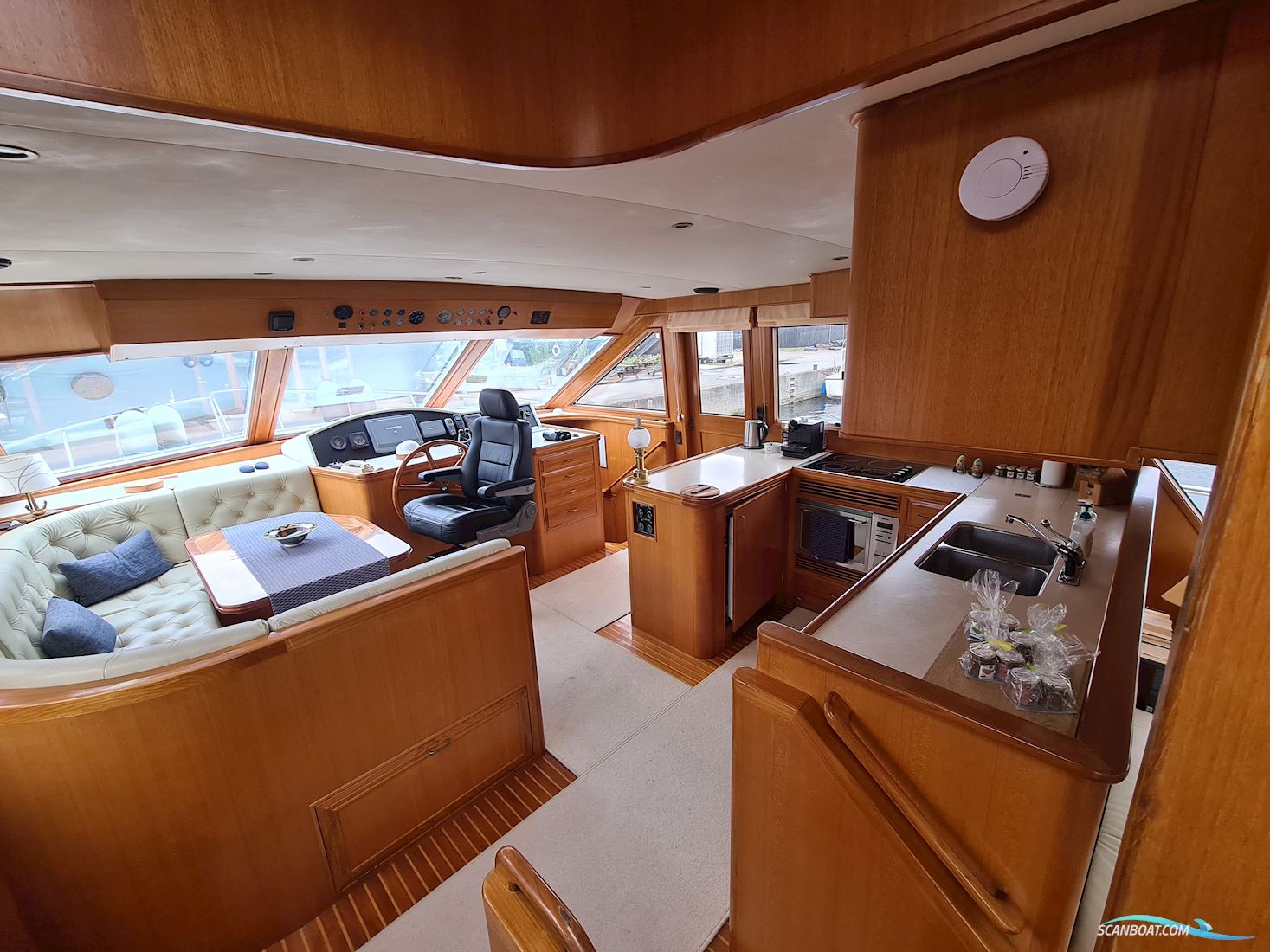 Ocean Alexander 548