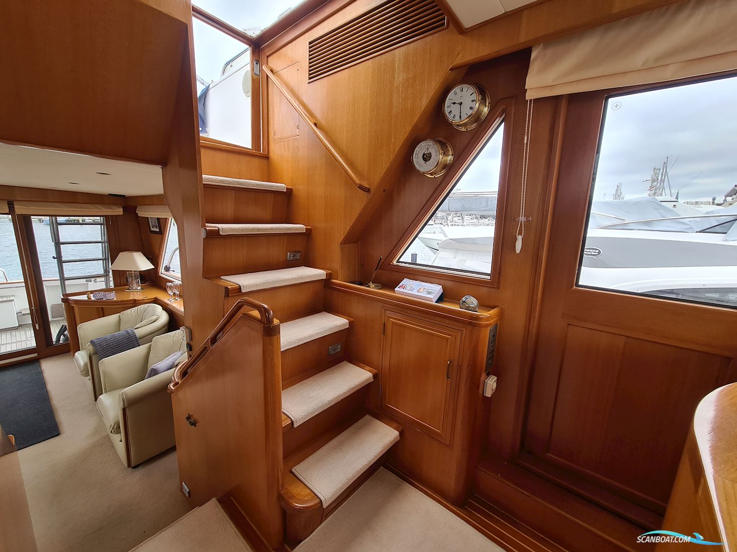 Ocean Alexander 548