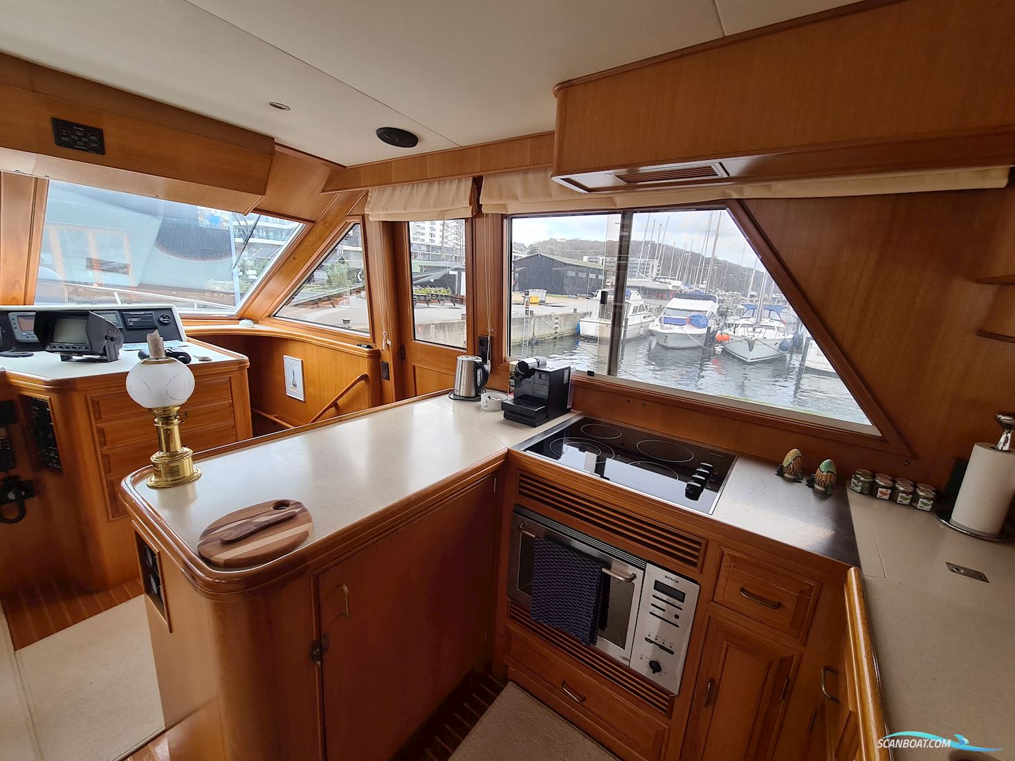 Ocean Alexander 548