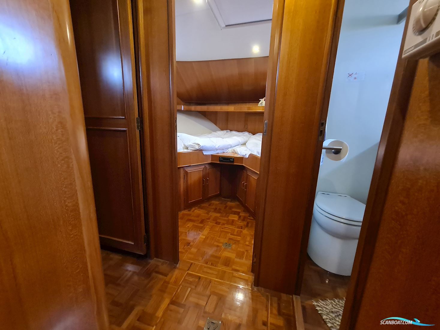Ocean Alexander 548