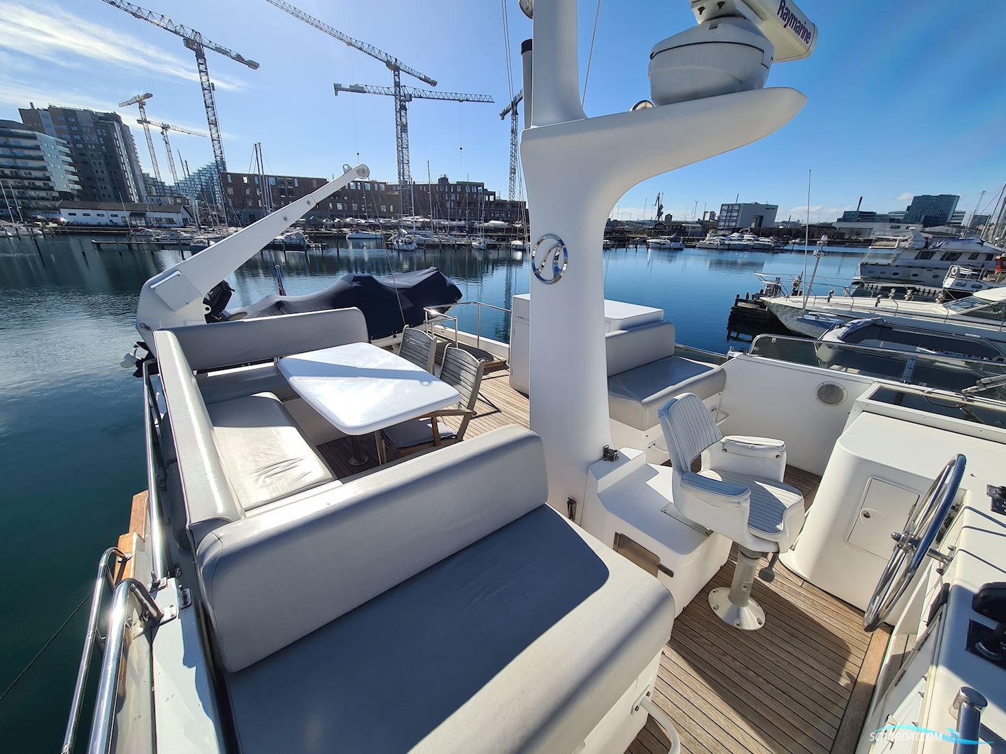 Ocean Alexander 548