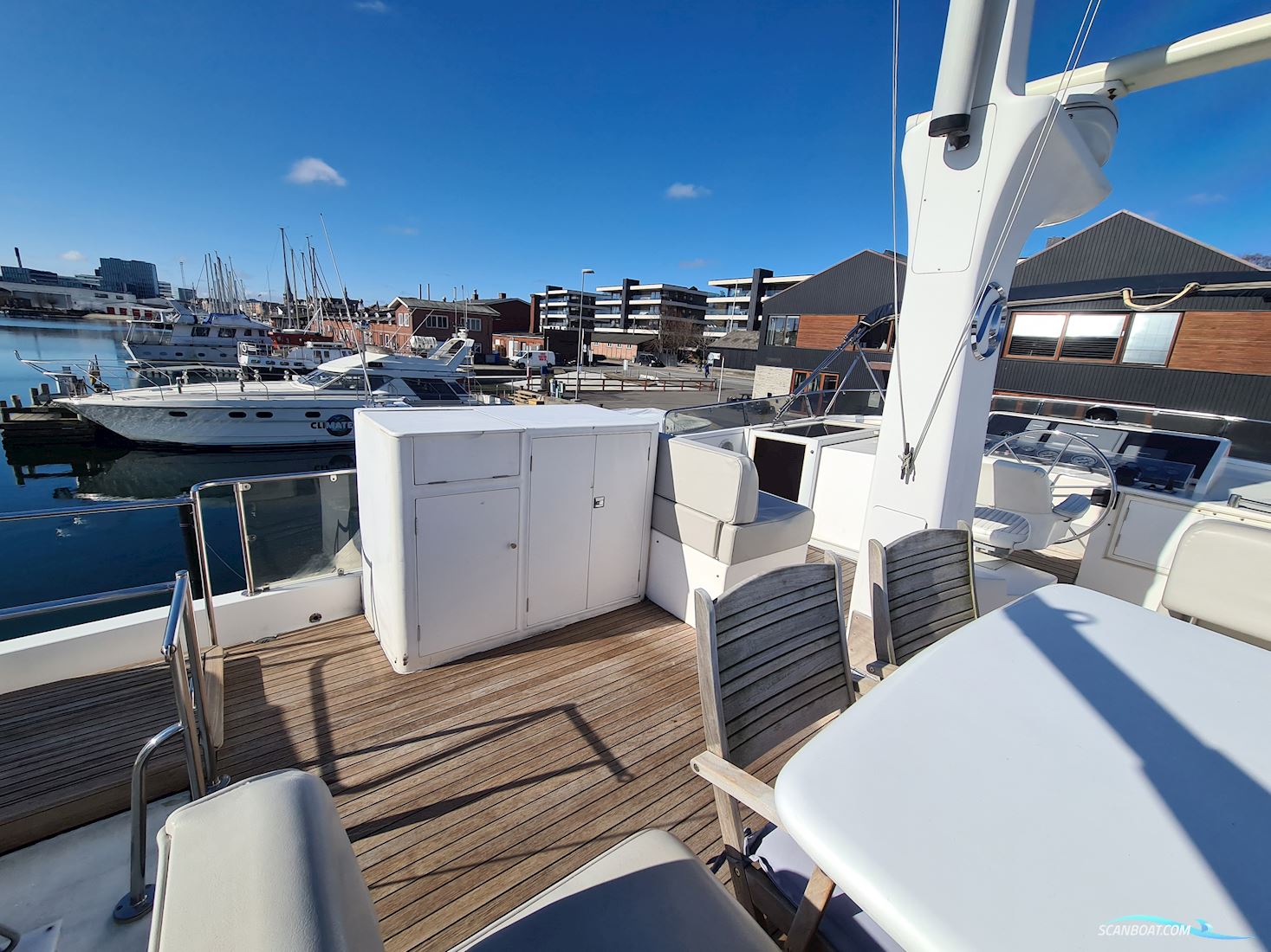 Ocean Alexander 548