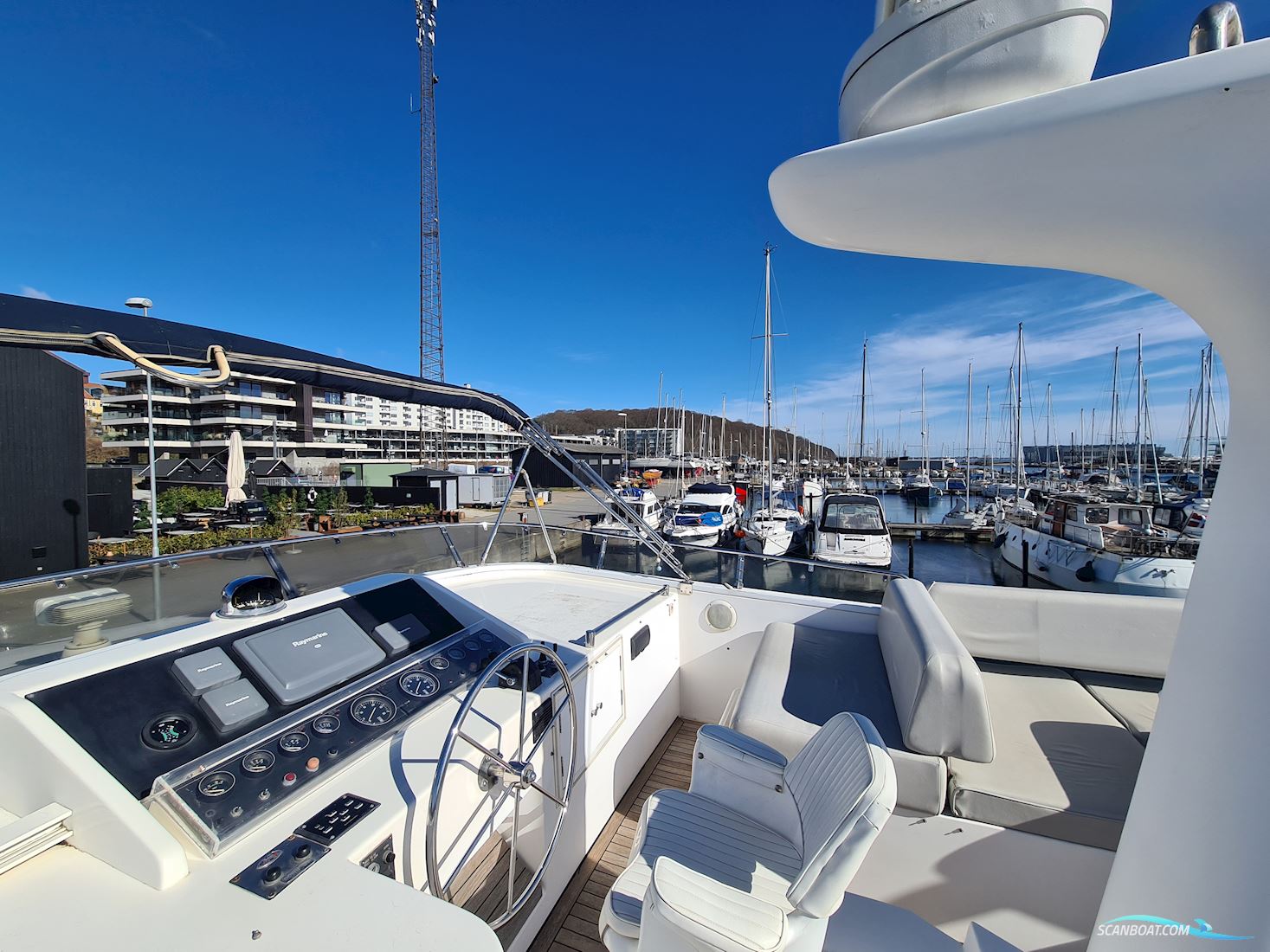 Ocean Alexander 548