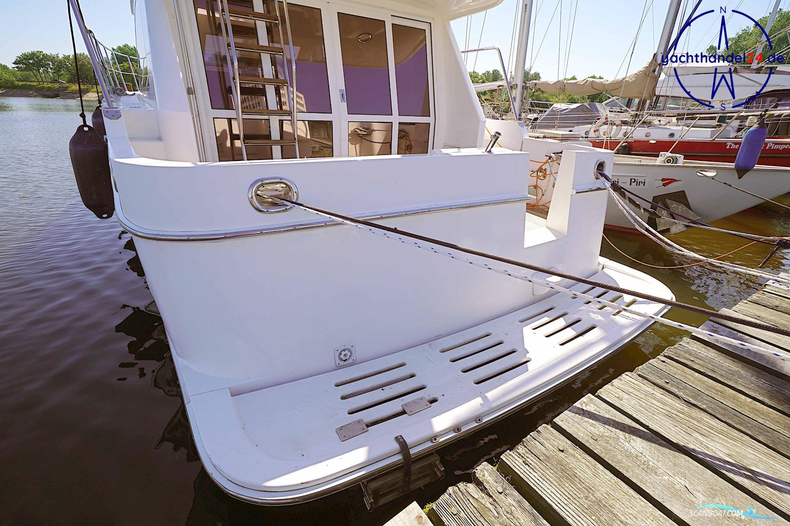 Ocean Alexander Altus 42