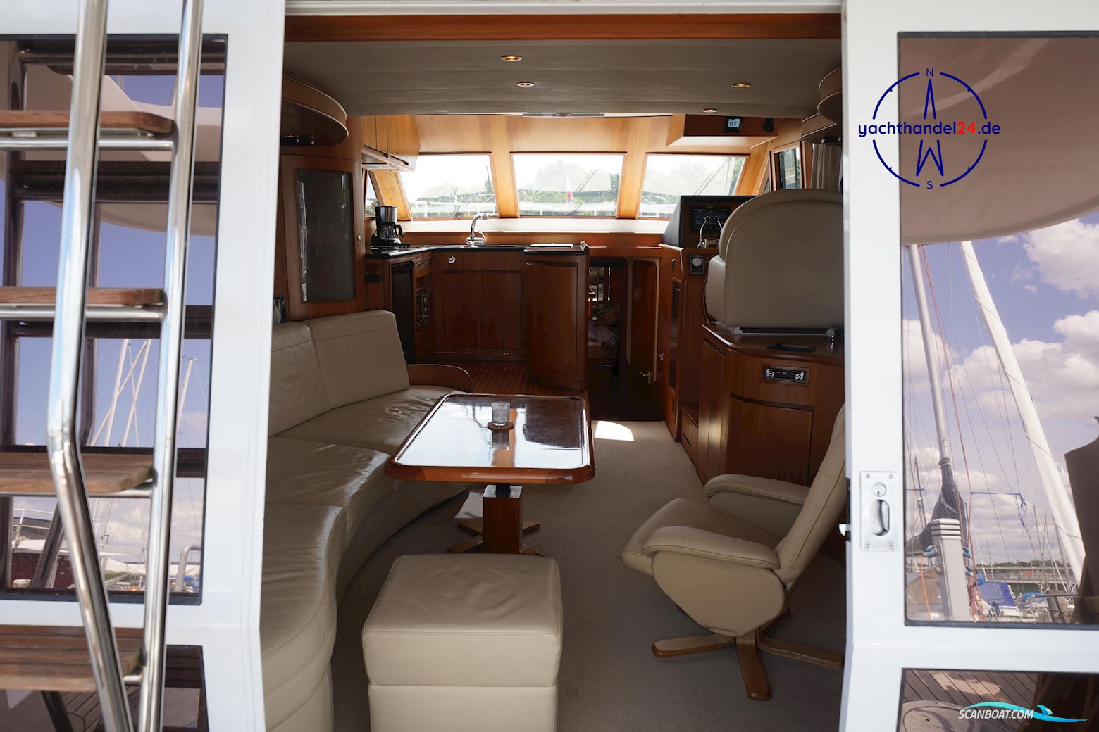 Ocean Alexander Altus 42