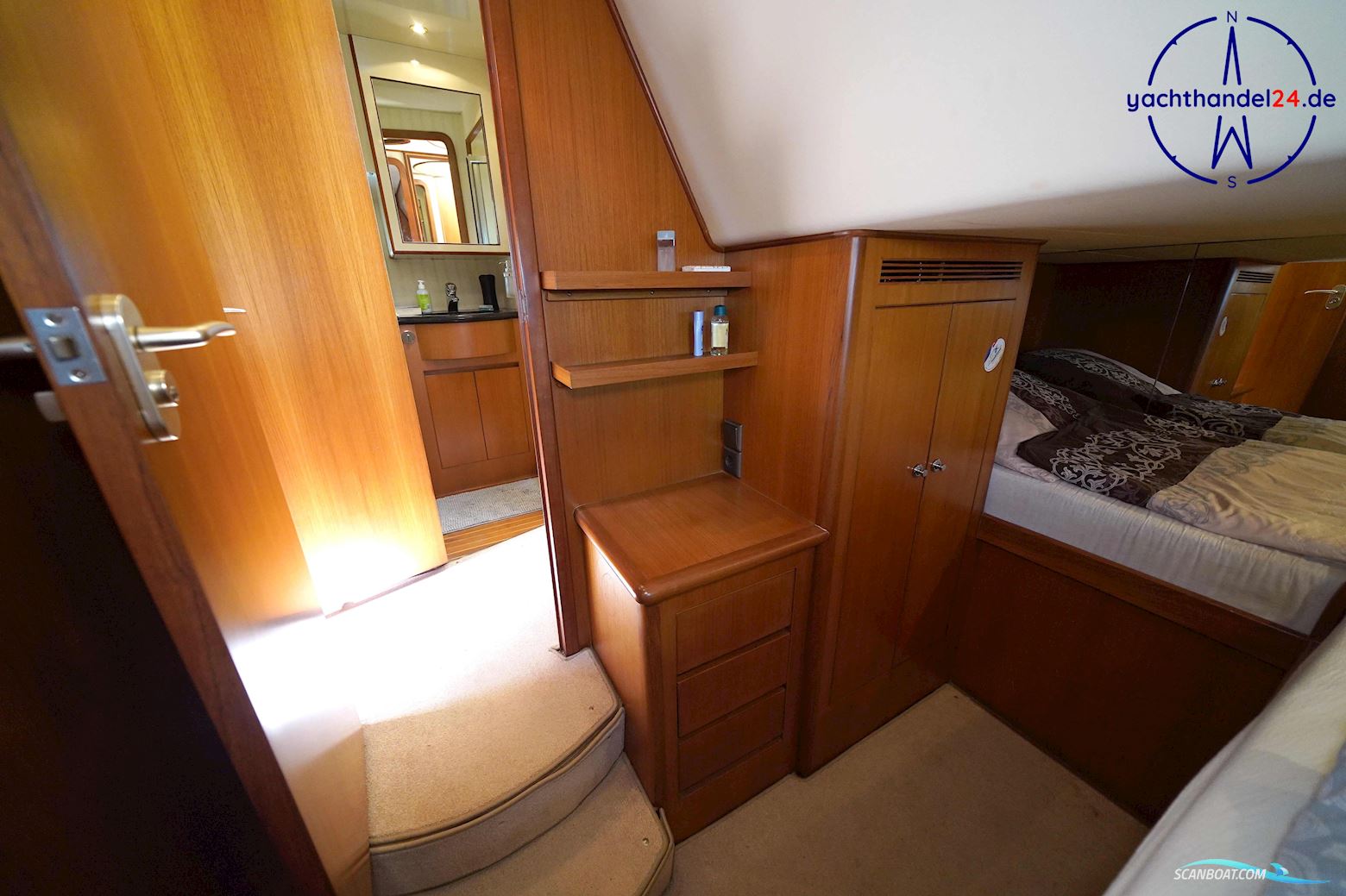 Ocean Alexander Altus 42