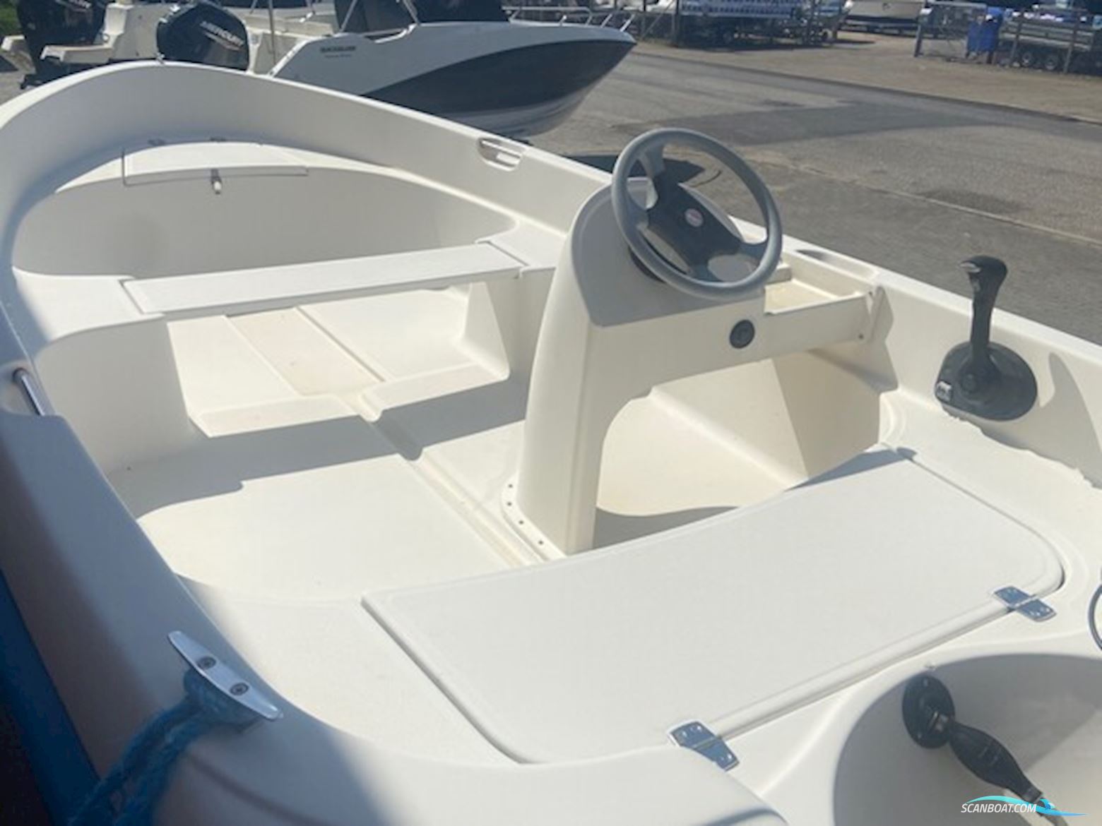 Ørnvik 410 m/Mercury 25 hk 2-takt og Variant trailer