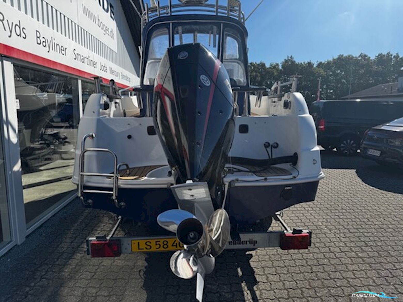 Örnvik 630 WA Commander Med F175 hk Mercury-Efi 4 Takt 3,4L V6 Inkl. Brenderup Buggi 2 Tons Trailer