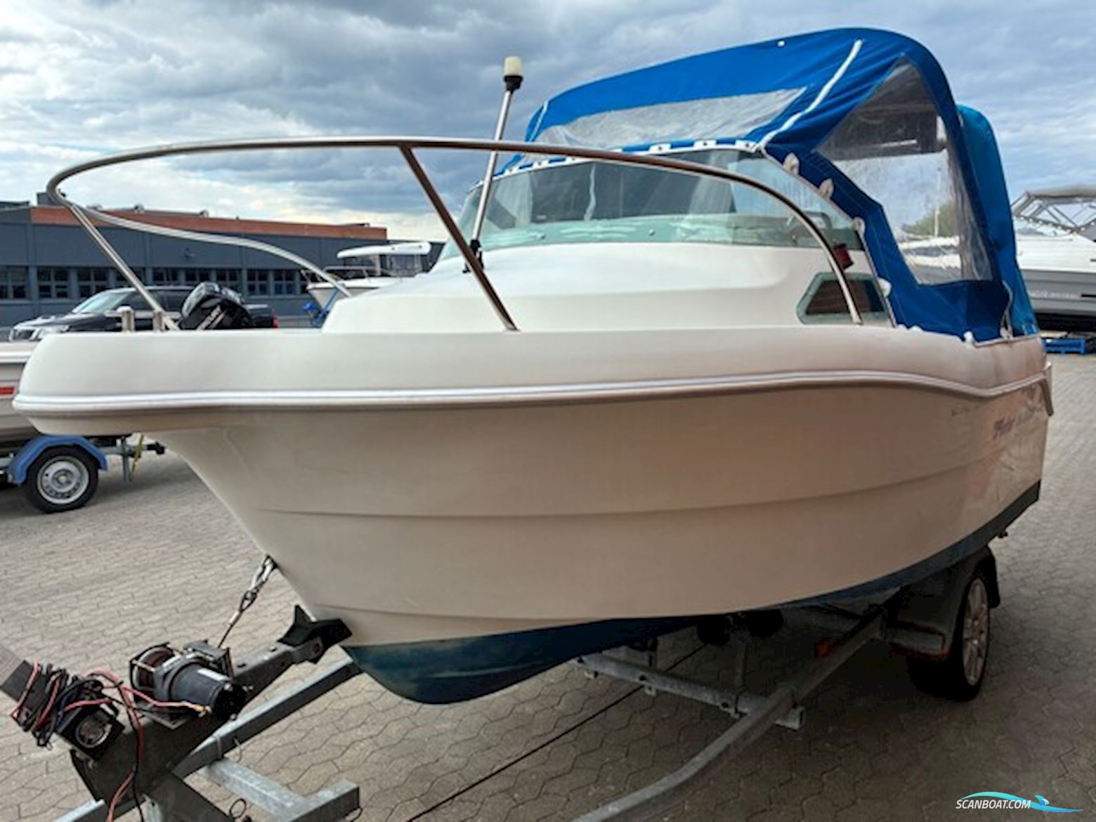 Ørnvik Fisher 435 Cabin m/Mariner F40 hk Efi 4-Takt og Brenderup Trailer - Solgt !